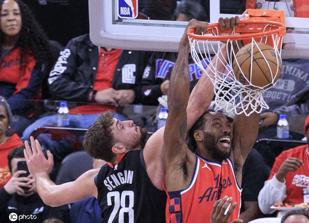 伦纳德41分哈登29分杜兰特22分 快船大胜火箭